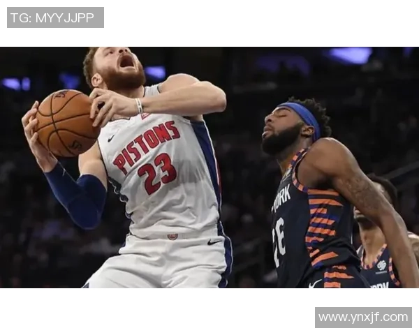 火箭队与勇士队激战精彩瞬间回顾NBA比赛视频全记录